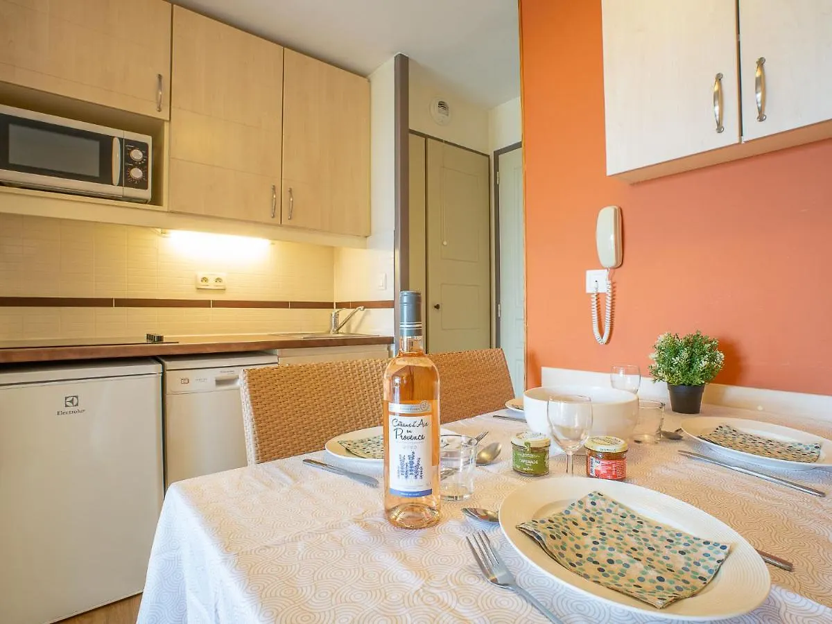 Studio Village Cap Esterel - Le Village-72 By Interhome Saint-Raphaël شقة