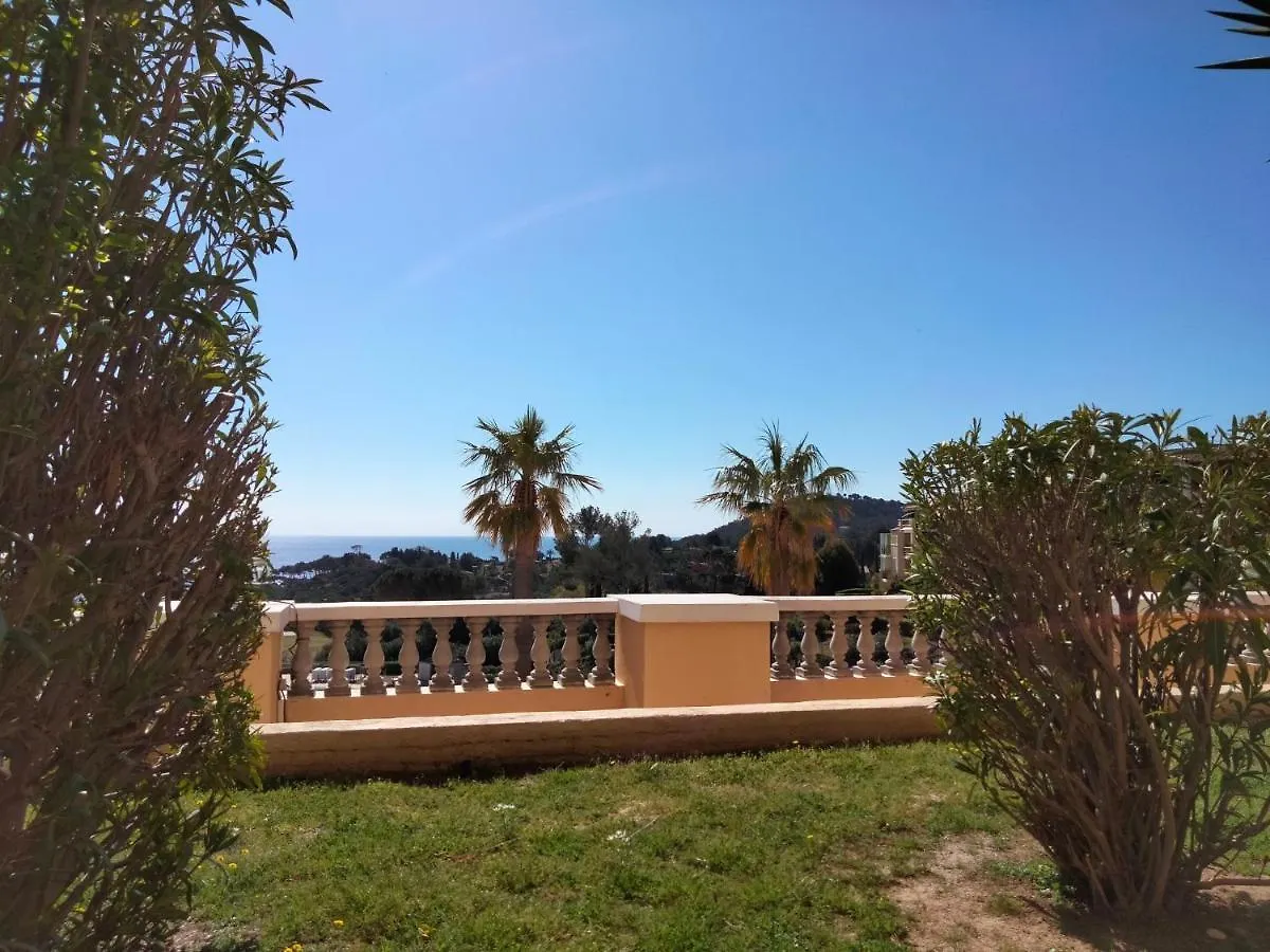 Studio Village Cap Esterel - Le Village-72 By Interhome Saint-Raphaël شقة