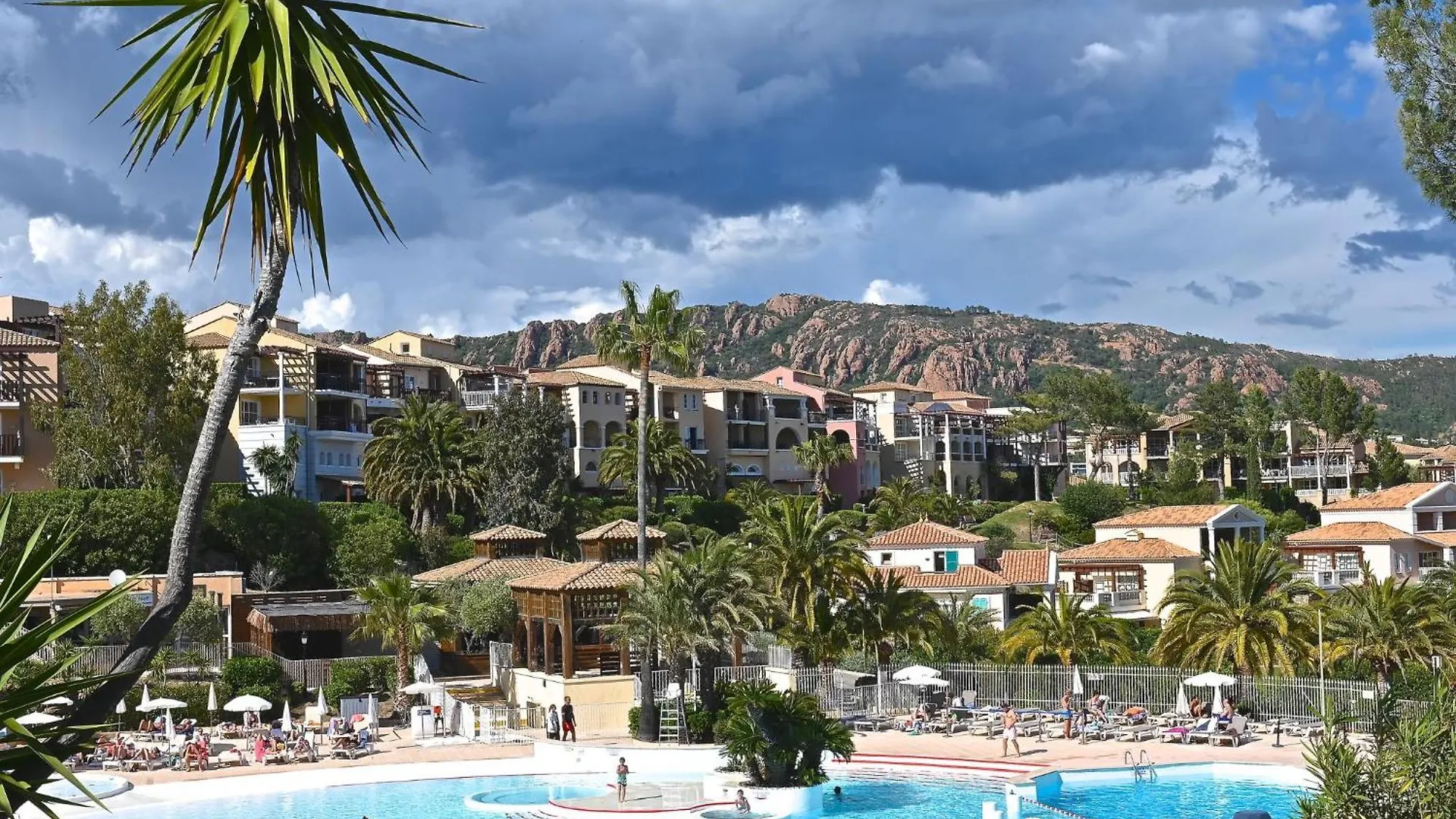 Studio Village Cap Esterel - Le Village-72 By Interhome Saint-Raphaël شقة