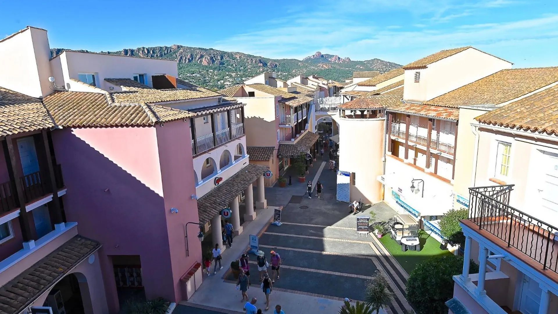 Studio Village Cap Esterel - Le Village-72 By Interhome Сен-Рафаэль